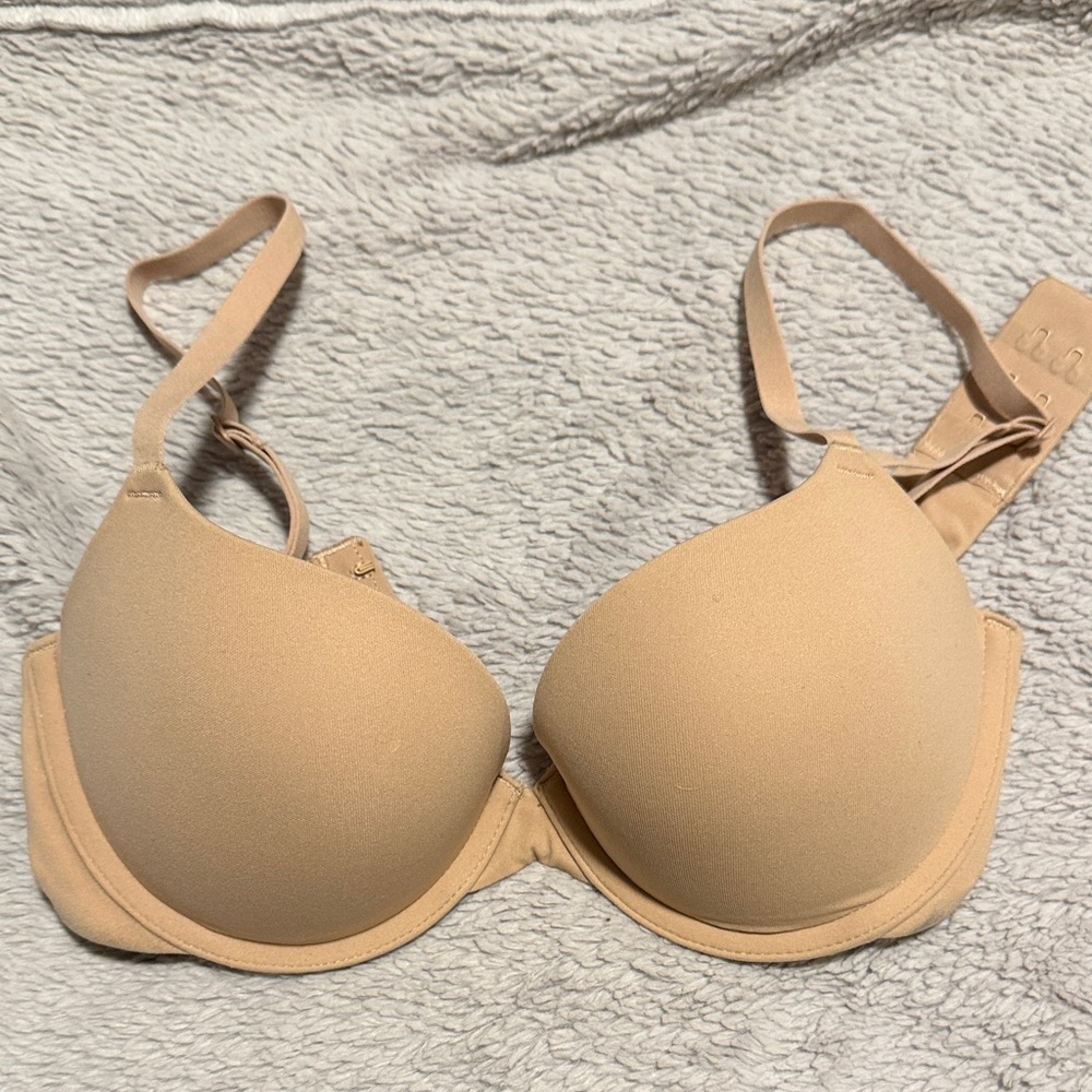 SKIMS Nude Bra